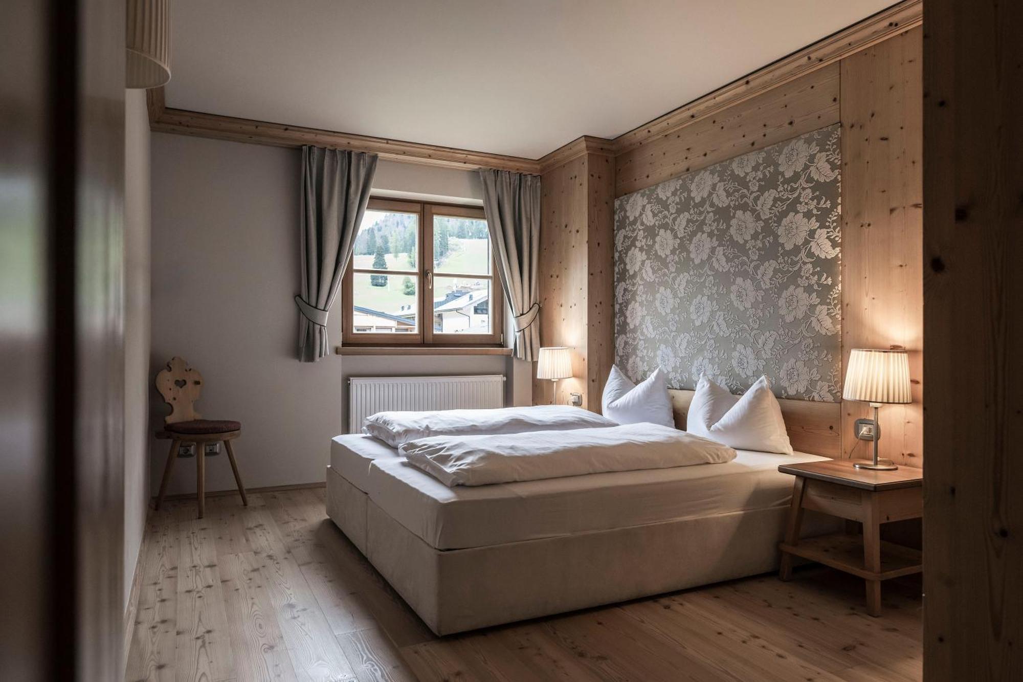 Post Alpina - Family Mountain Chalets San Candido Kültér fotó