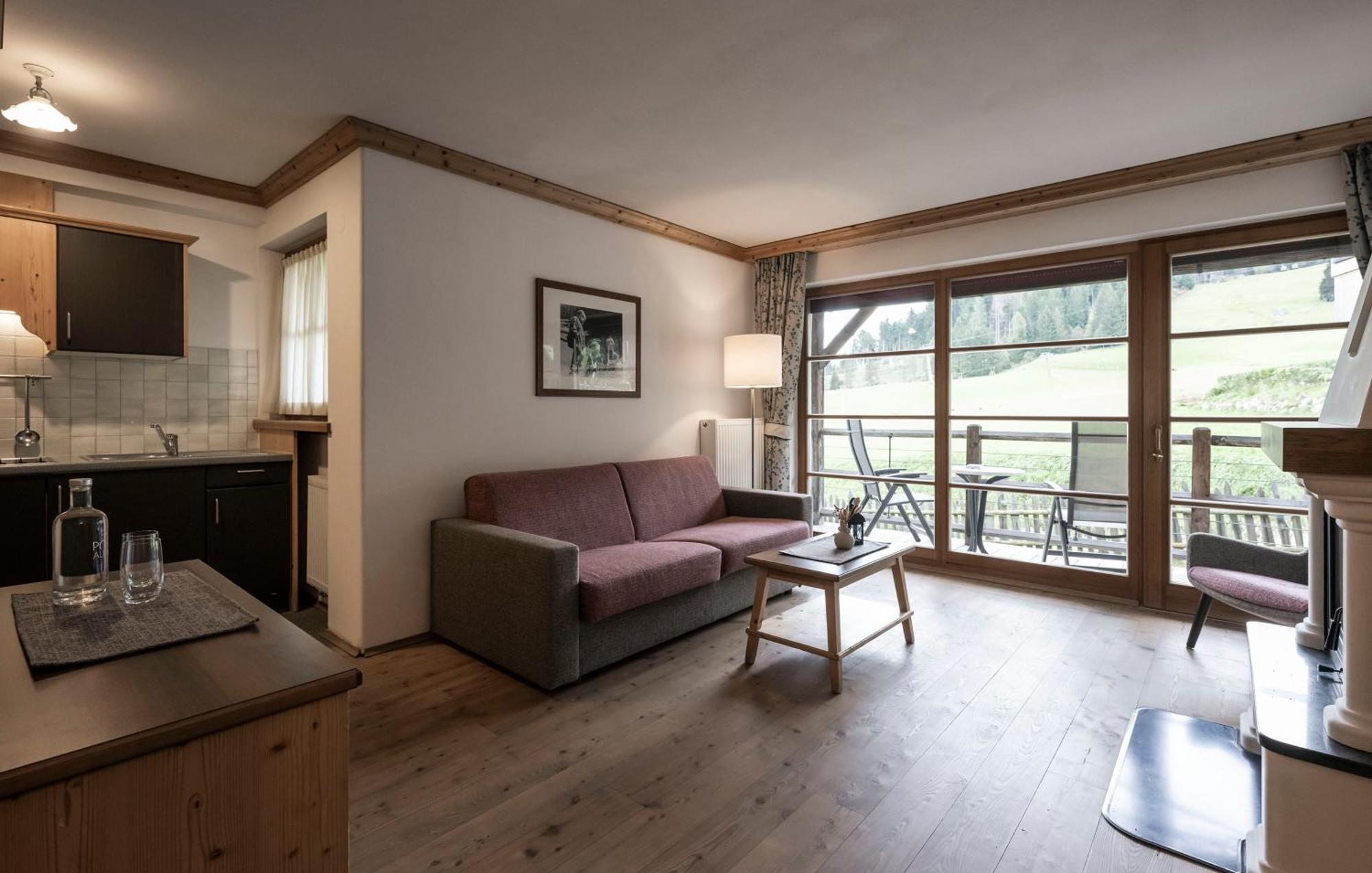 Post Alpina - Family Mountain Chalets San Candido Kültér fotó